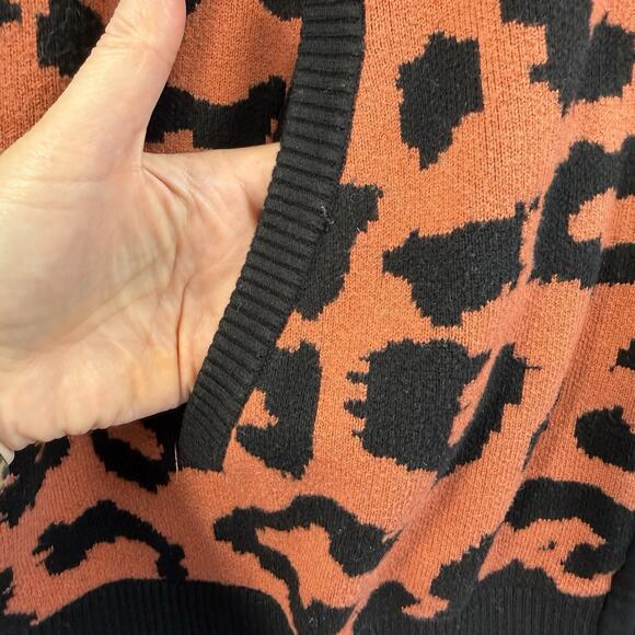 Torrid Plus 4X 4 Cardigan Zip Up Bomber Sweater Leopard Animal Print Heavy Knit - Picture 5 of 15